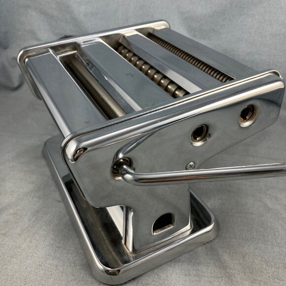Vtg Egea Hand Manual Crank Pasta Maker Made in Italy - Picture 6 of 10